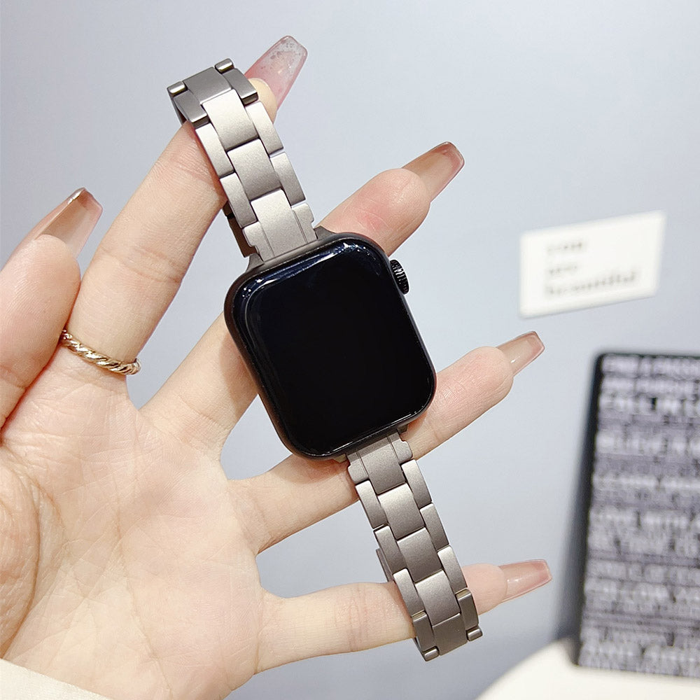 For Apple Watch Series 9 8 7 41mm / 6 5 4 SE (2023) SE (2022) SE 40mm / 3 2 1 38mm Watch Band 3-Bead Strap - Titanium For Apple Watch Series 9 8 7 41mm / 6 5 4 SE (2023) SE (2022) SE 40mm / 3 2 1 38mm Watch Band 3-Bead Strap - Titanium